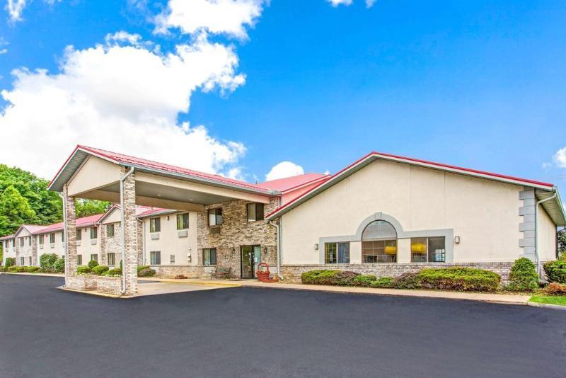 Super 8 By Wyndham Mount Vernon, Il Dış mekan fotoğraf